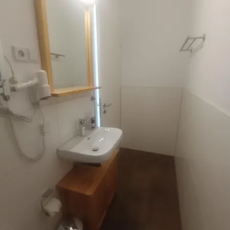 An Der Brauerei Mittelndorf * 세브니츠